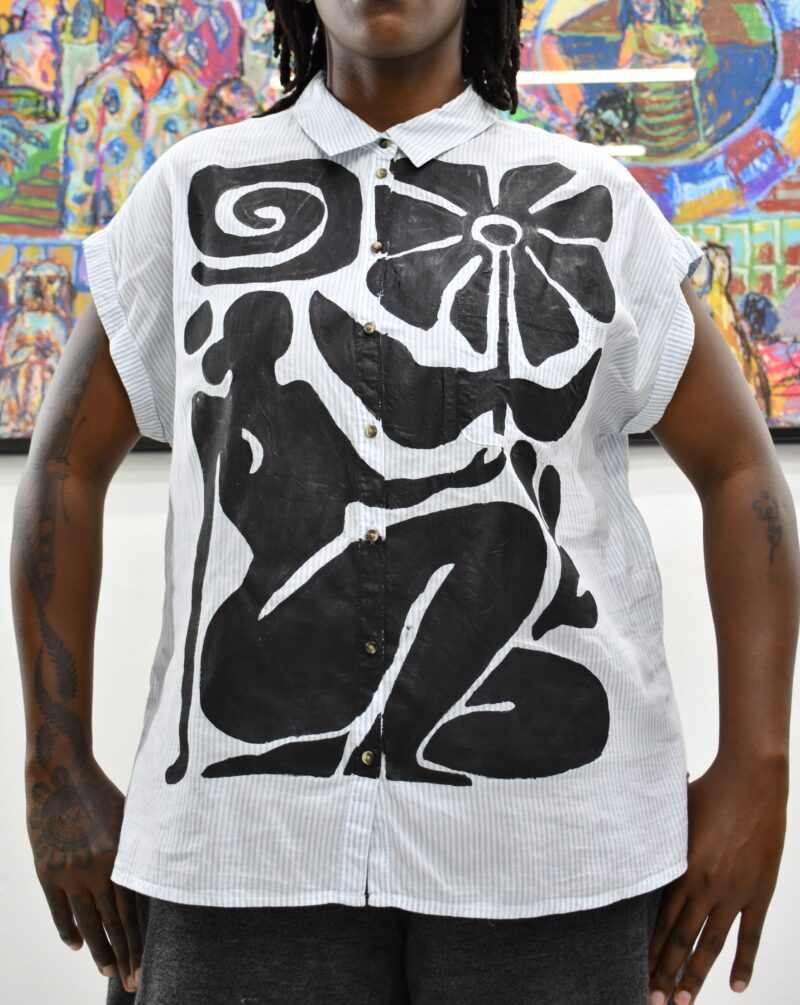 Handpainted sleevless shirt
Large